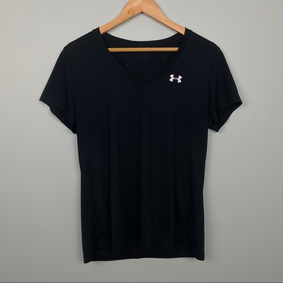 Under Armour Tops - Under Armour Tee